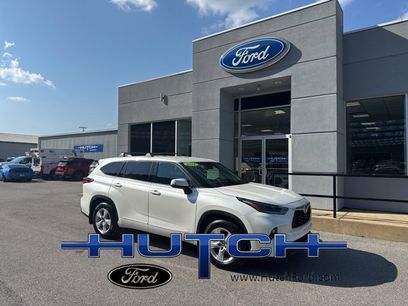Used 2021 Toyota Highlander LE