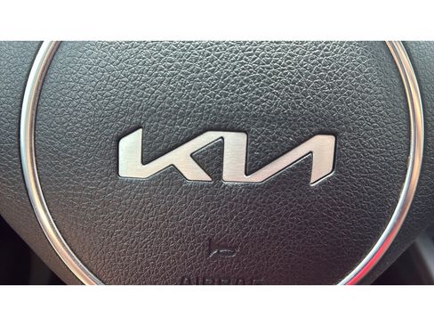 Used 2025 Kia K5 LXS FWD image 25