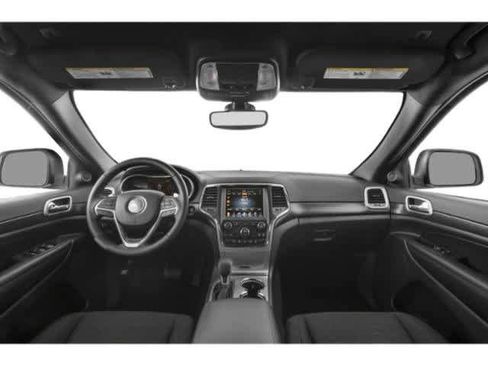 Used 2018 Jeep Grand Cherokee Laredo AWD/4WD image 5