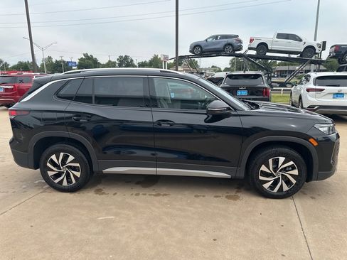 New 2025 Volkswagen Tiguan S image 6