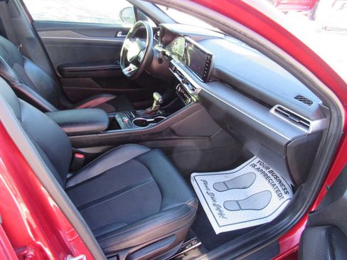 Used 2023 Kia K5 GT-Line image 8