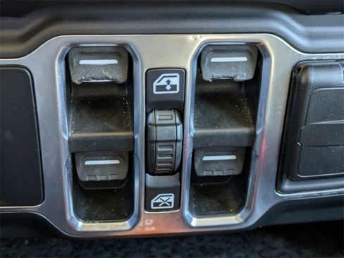 Used 2020 Jeep Gladiator Sport w/ Quick Order Package 24S image 23