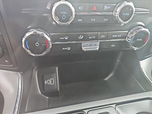 New 2026 Ford F150 XLT w/ XLT Black Appearance Package image 17