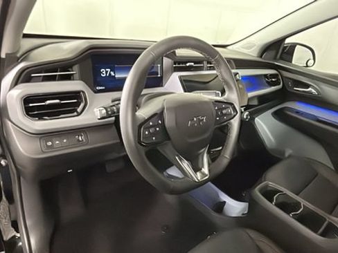 Used 2027 Chevrolet Bolt RS FWD image 14