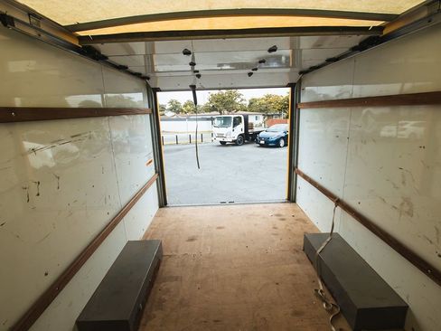 Used 2020 GMC Savana 3500 w/ Driver Convenience Package image 10