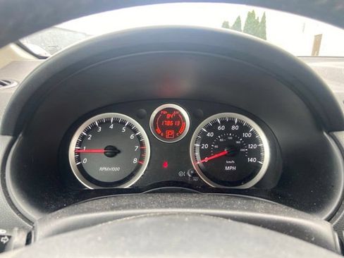 Used 2012 Nissan Sentra 2.0 SR w/ Convenience Pkg FWD image 8