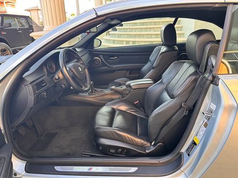 Used 2008 BMW M3 Convertible RWD image 27