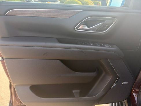 Used 2022 Chevrolet Tahoe High Country image 5