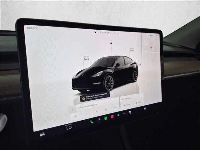 Used 2024 Tesla Model Y Long Range AWD/4WD image 9