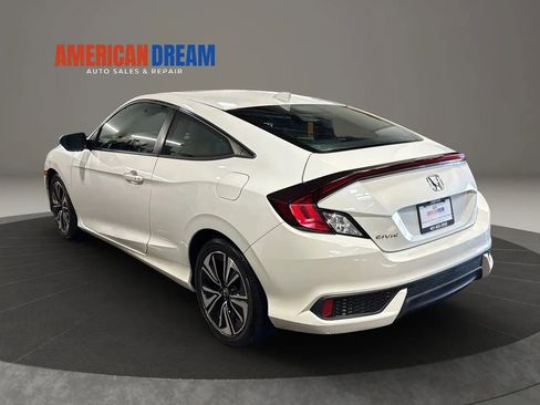 Used 2018 Honda Civic EX-T image 3