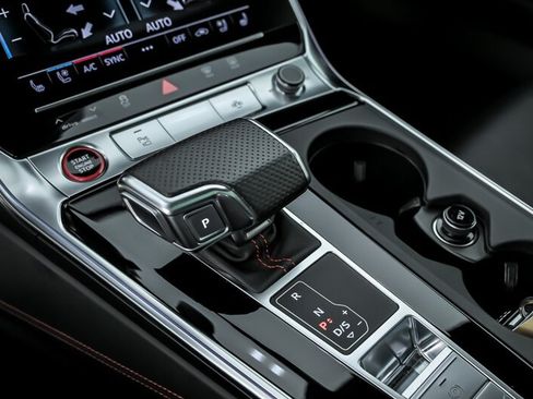 Used 2021 Audi RS 7 Sportback w/ Carbon Optic Package AWD/4WD image 34