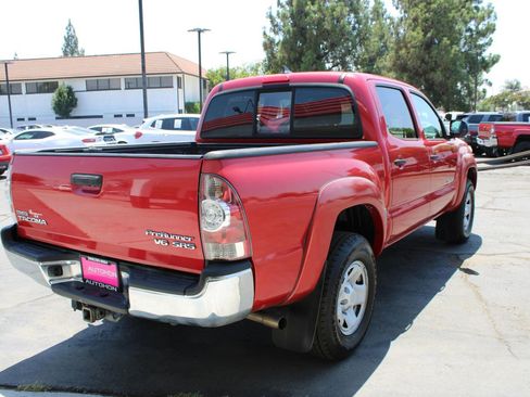 Used 2015 Toyota Tacoma PreRunner image 12