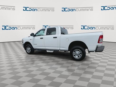 Used 2022 RAM 2500 Tradesman w/ Chrome Appearance Group AWD/4WD image 6