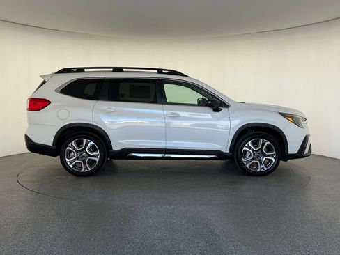 New 2026 Subaru Ascent Limited w/ Popular Package #2 AWD/4WD image 2