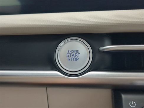 New 2025 Hyundai Tucson SE image 26