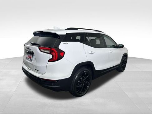 Used 2023 GMC Terrain SLE w/ Elevation Edition AWD/4WD image 6