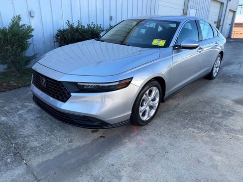 Used 2024 Honda Accord LX image 2