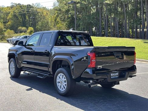 New 2025 Toyota Tacoma SR5 image 21