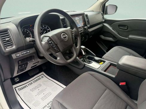 Used 2022 Nissan Frontier S w/ Technology Package image 18