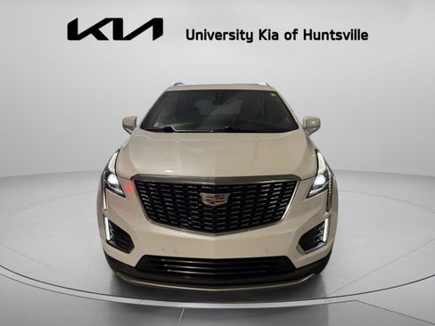 Used 2024 Cadillac XT5 Premium Luxury image 2
