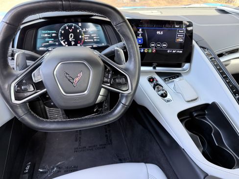 Used 2023 Chevrolet Corvette Stingray w/ Z51 Performance Package image 20