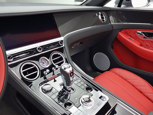 Certified 2022 Bentley Continental GT image 37
