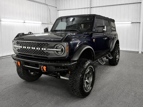 Used 2021 Ford Bronco Badlands AWD/4WD image 1