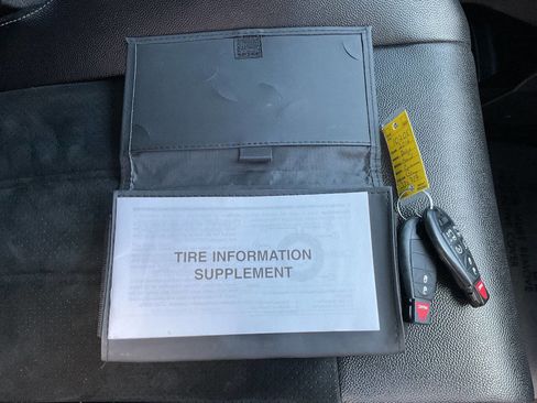 Used 2016 Dodge Grand Caravan SXT image 52