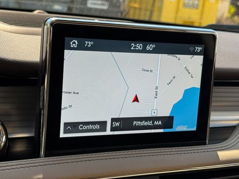 Used 2022 Lincoln Corsair AWD w/ Premium Package image 30