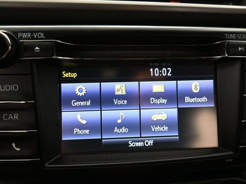Used 2016 Toyota RAV4 LE AWD/4WD image 25