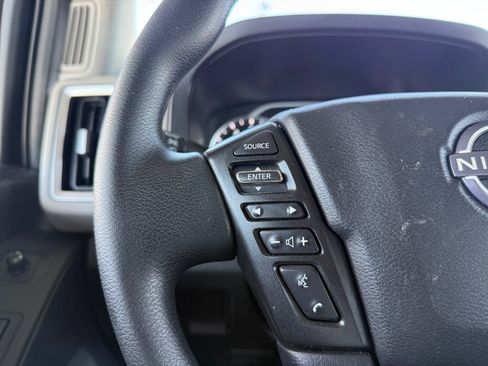 Used 2025 Nissan Frontier SV RWD image 19