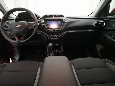 Certified 2023 Chevrolet TrailBlazer LT w/ Convenience Package image 5