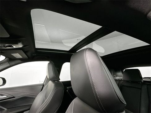 Used 2025 BMW X1 xDrive28i image 18