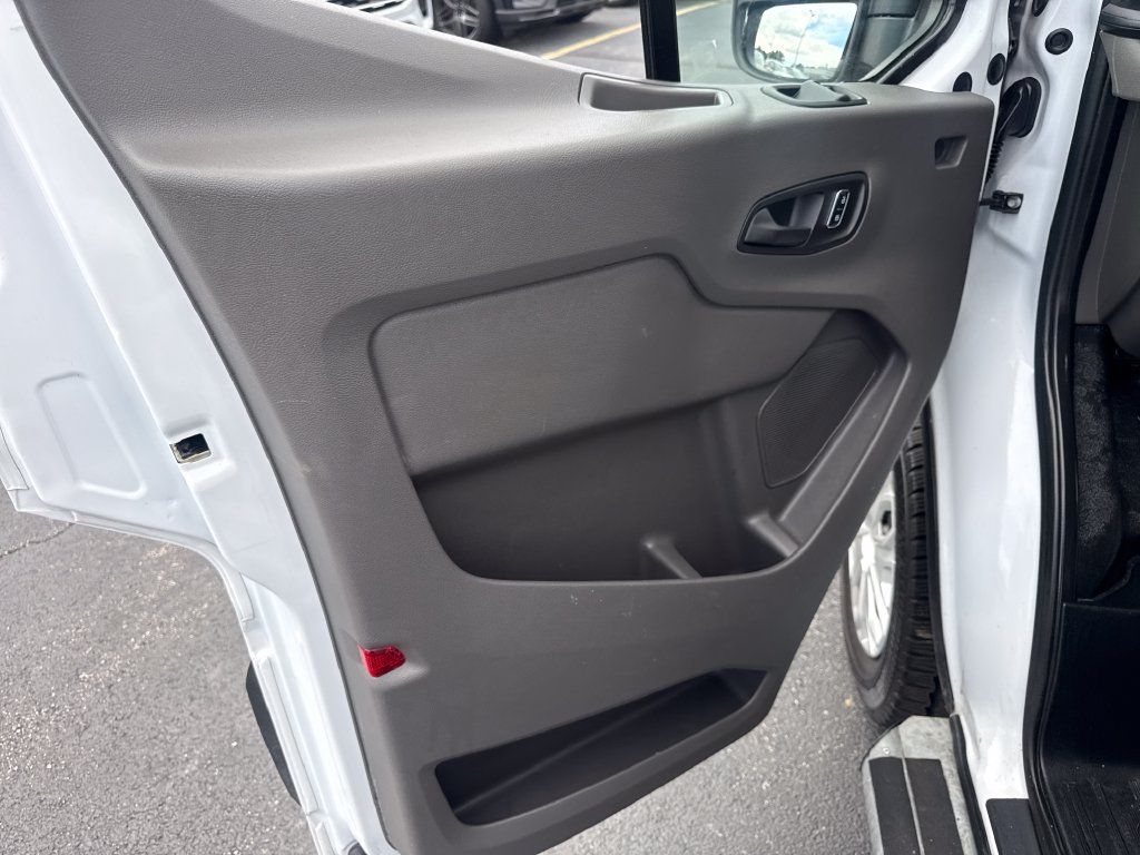 Used 2025 Ford Transit 250 Low Roof w/ Exterior Upgrade Package RWD image 23