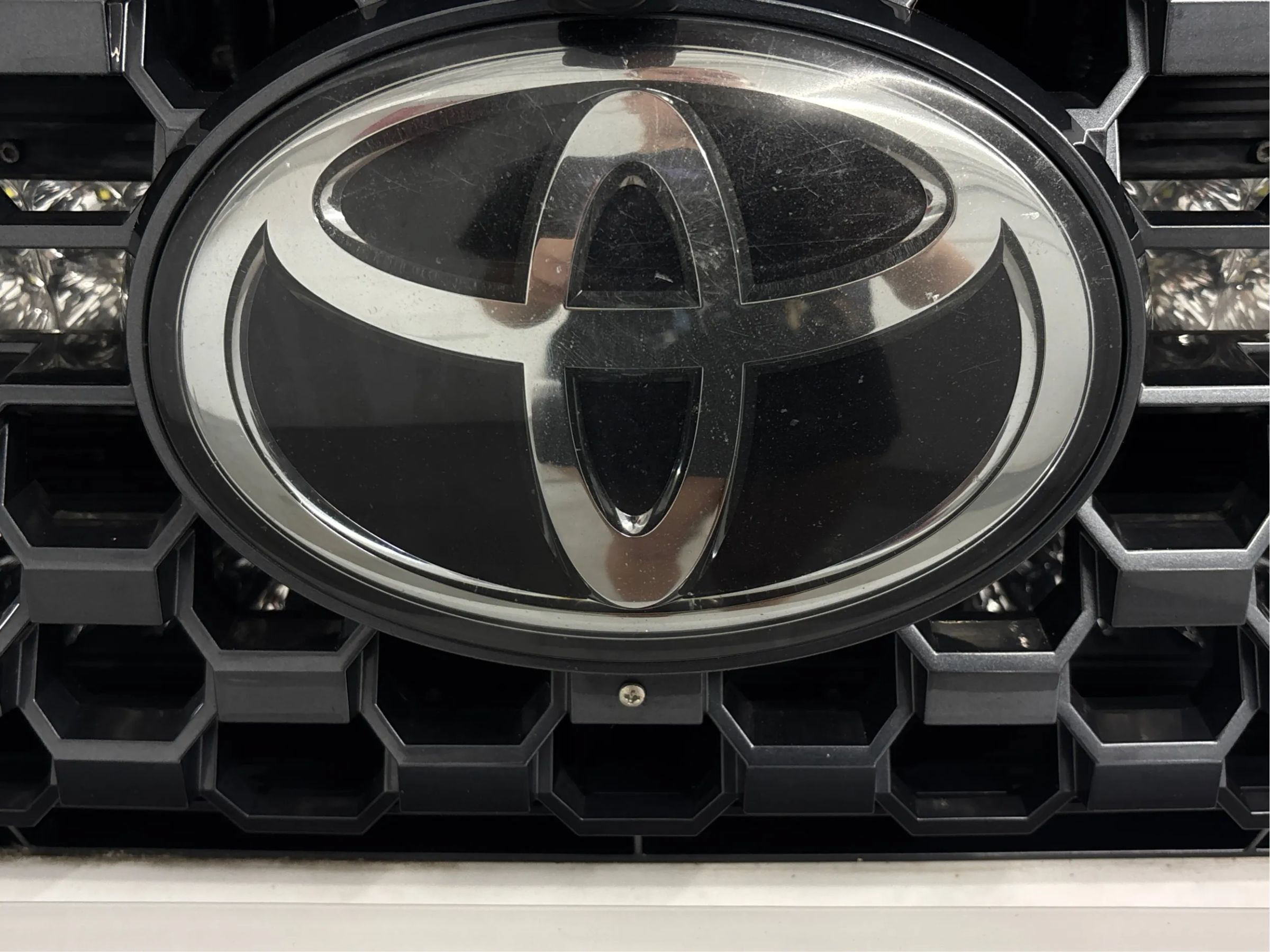 Used 2020 Toyota Tundra Platinum AWD/4WD image 33