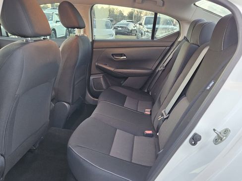 Used 2021 Nissan Sentra SV image 4