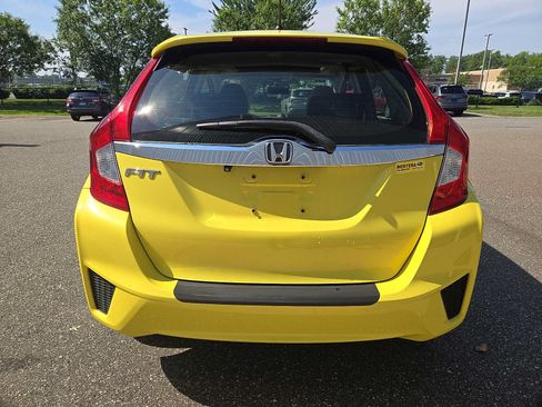 Used 2016 Honda Fit EX image 5