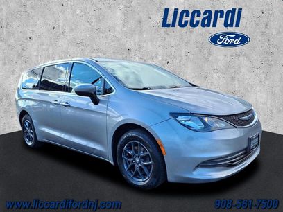 Used 2017 Chrysler Pacifica Touring