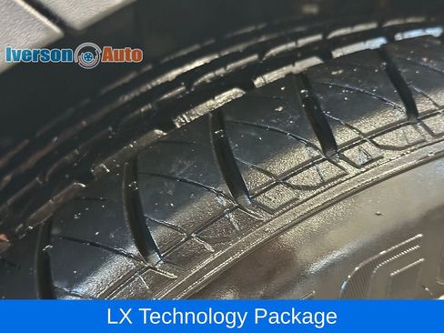 Used 2018 Kia Sportage LX w/ LX Technology Package FWD image 12