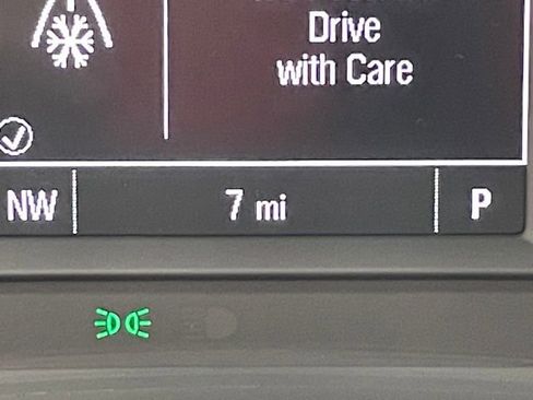 New 2026 Chevrolet Trax LS w/ LS Convenience Package image 2