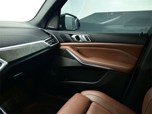 Used 2023 BMW X5 M50i w/ Executive Package image 24