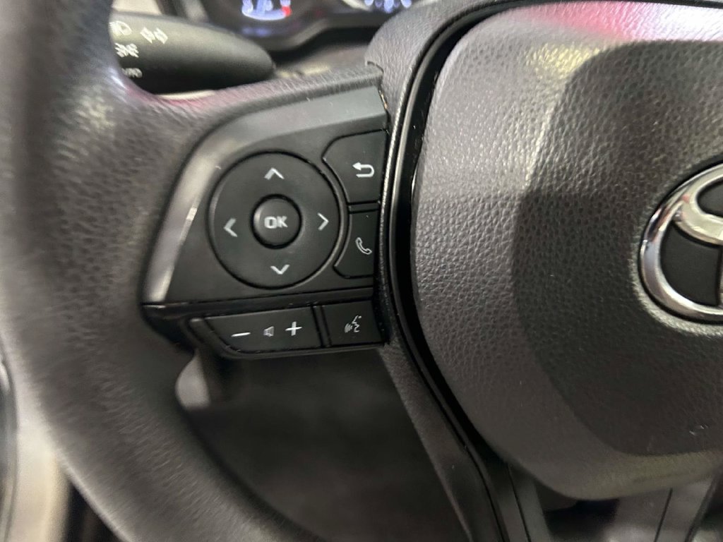 Certified 2020 Toyota Corolla LE FWD image 19