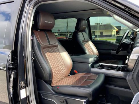 Used 2024 Ford F250 Lariat w/ Lariat Ultimate Package image 8