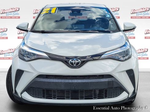 Used 2021 Toyota C-HR XLE image 4