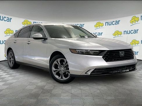Used 2024 Honda Accord EX image 1