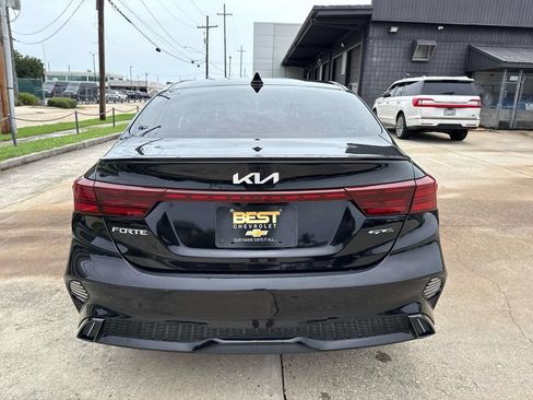 Used 2023 Kia Forte GT-Line w/ GT-Line Premium Package FWD image 6