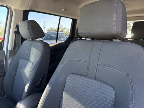 Used 2020 Ford Transit Connect XLT image 26