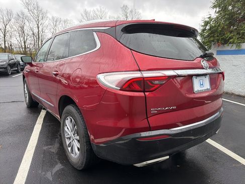 Used 2024 Buick Enclave Premium image 3