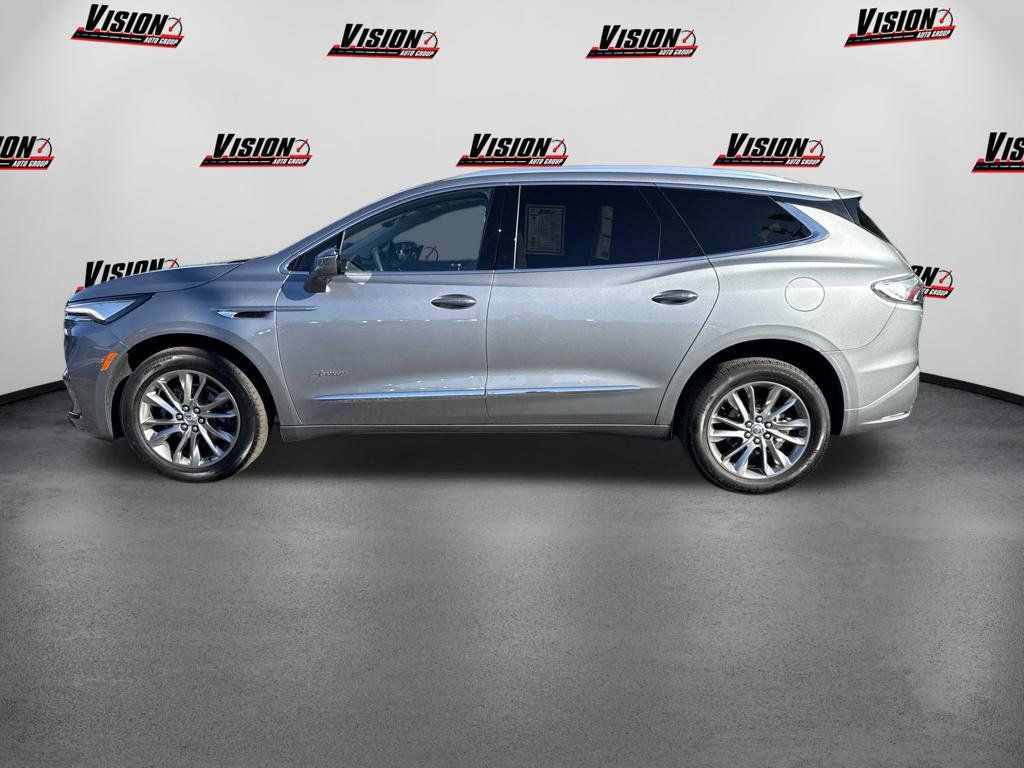 Used 2024 Buick Enclave Avenir w/ Avenir Technology Package AWD/4WD image 8