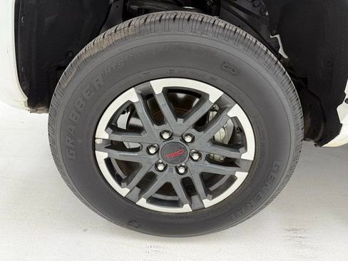 Used 2025 Toyota Tacoma TRD Sport w/ TRD Sport Premium Package image 7